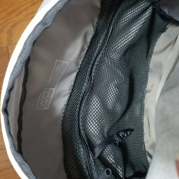 NEW! Adidas Jersey Classic 3 STRIPE BACKPACK NWT - Picture 12 of 16